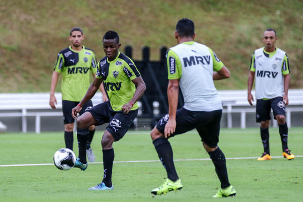 Galo inicia preparação para estreia no Estadual Galo inicia preparação para estreia no Estadual