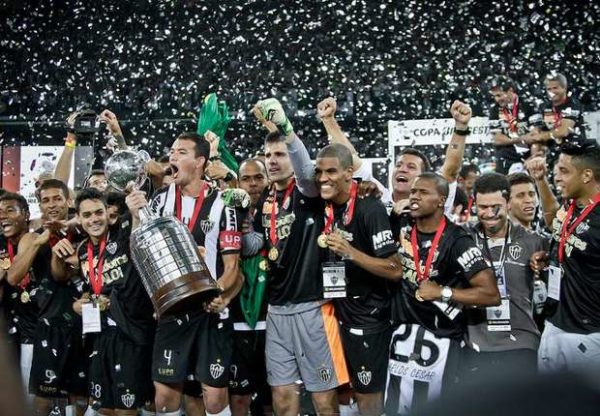 atletico-mineiro-campeao-libertadores-2013_i06rcjdktrmsz1rz94pbqklq