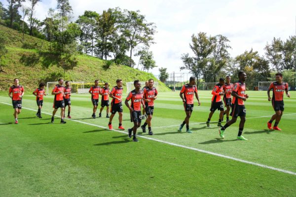 VESPASIANO / MINAS GERAIS / BRASIL (03.12.2016) - Treino nA Cidade Do Galo - Foto: Bruno Cantini/Atlético