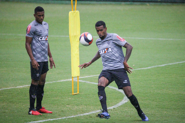 Atlético-MG: Roger Machado comanda treino visando à estreia no Mineiro Atlético-MG: Roger Machado comanda treino visando à estreia no Mineiro