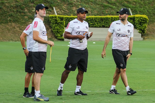 Atlético-MG: Coletivo testa formações para domingo e quinta Atlético-MG: Coletivo testa formações para domingo e quinta