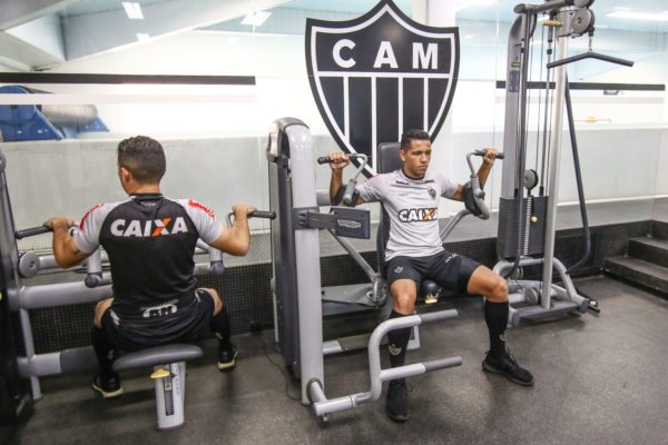 Atlético Mineiro realiza penúltimo treino antes da decisão Atlético Mineiro realiza penúltimo treino antes da decisão