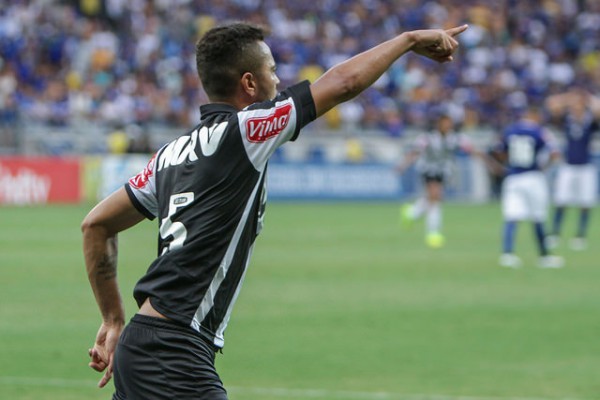 16756277421_804115572a_z