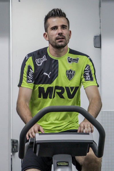 16805482715_089380f01a_z