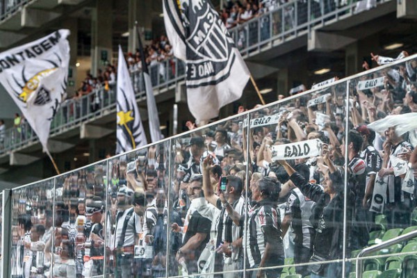 17397733405_67eb43ef4a_z