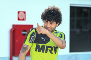 18203971795_0f40f8f821_z