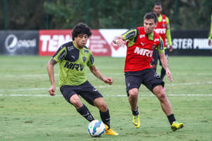 18055607289_2040fb8db5_z