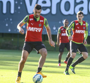 18313954299_80817902a7_z (1)