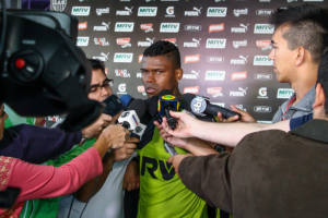 18503369904_9b6a1596e2_z