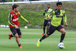 19183397745_fc5420af3d_z