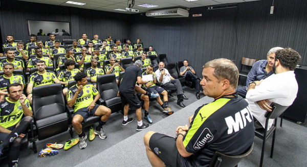 24068063302_90693a96a7_z