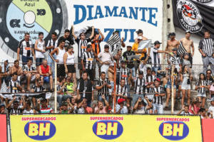 25004525635_686ea3d1cd_z